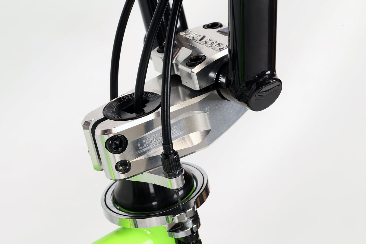 LINEAGE SPORT BASHGUARD 26"