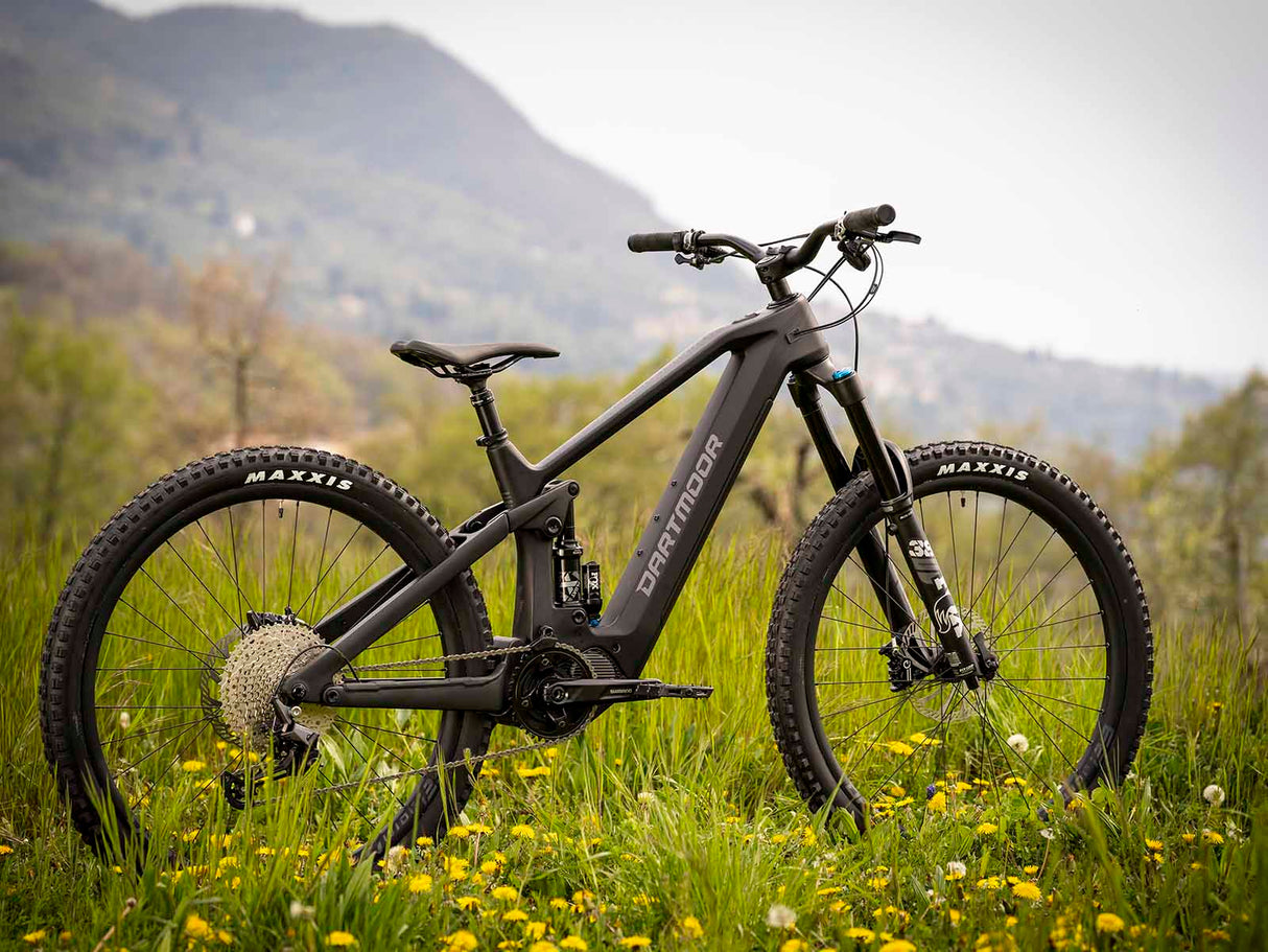 E-Enduro Dartmoor E-Thunderbird CF | RideHub