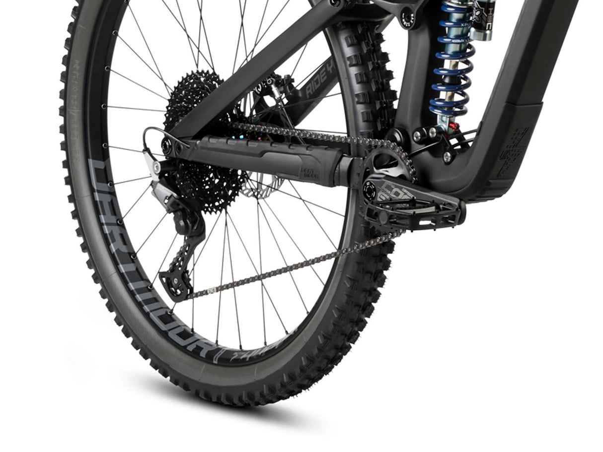 Rower Enduro Dartmoor Thunderbird CF Evo | RideHub