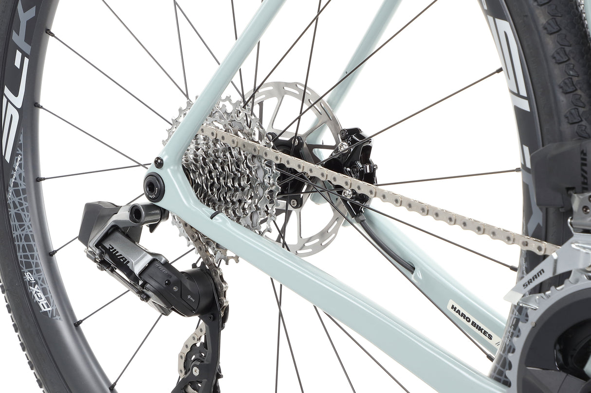 Haro Buzzard 1 – rower gravelowy z karbonową ramą i napędem SRAM Rival AXS