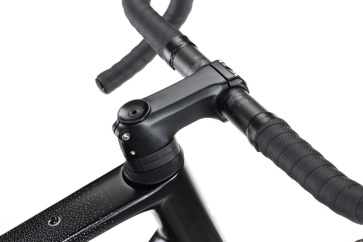 Haro Buzzard 1 – rower gravelowy z karbonową ramą i napędem SRAM Rival AXS