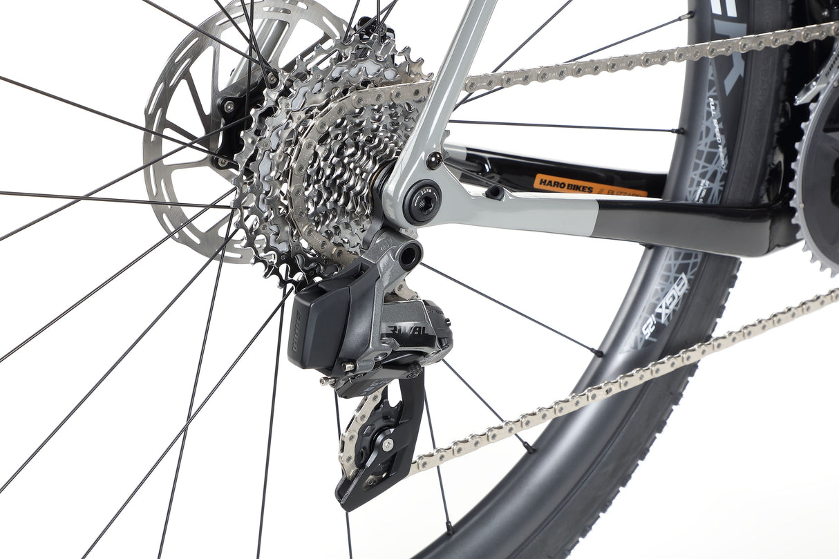 Haro Buzzard 1 – rower gravelowy z karbonową ramą i napędem SRAM Rival AXS