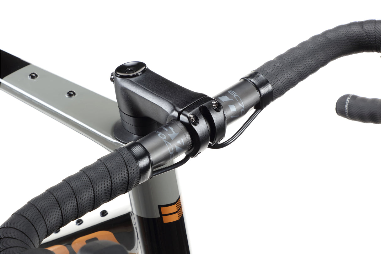 Haro Buzzard 1 – rower gravelowy z karbonową ramą i napędem SRAM Rival AXS