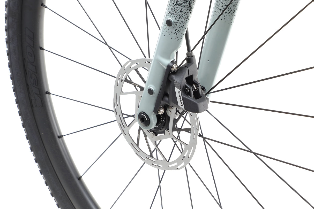 Haro Buzzard Carbon 2 – gravelowy rower z karbonową ramą i napędem SRAM Apex