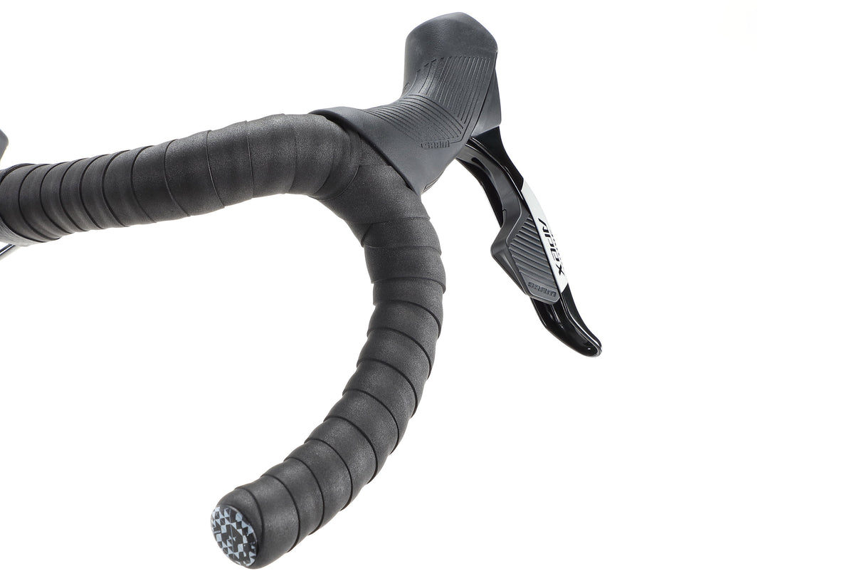 Haro Buzzard Carbon 2 – gravelowy rower z karbonową ramą i napędem SRAM Apex