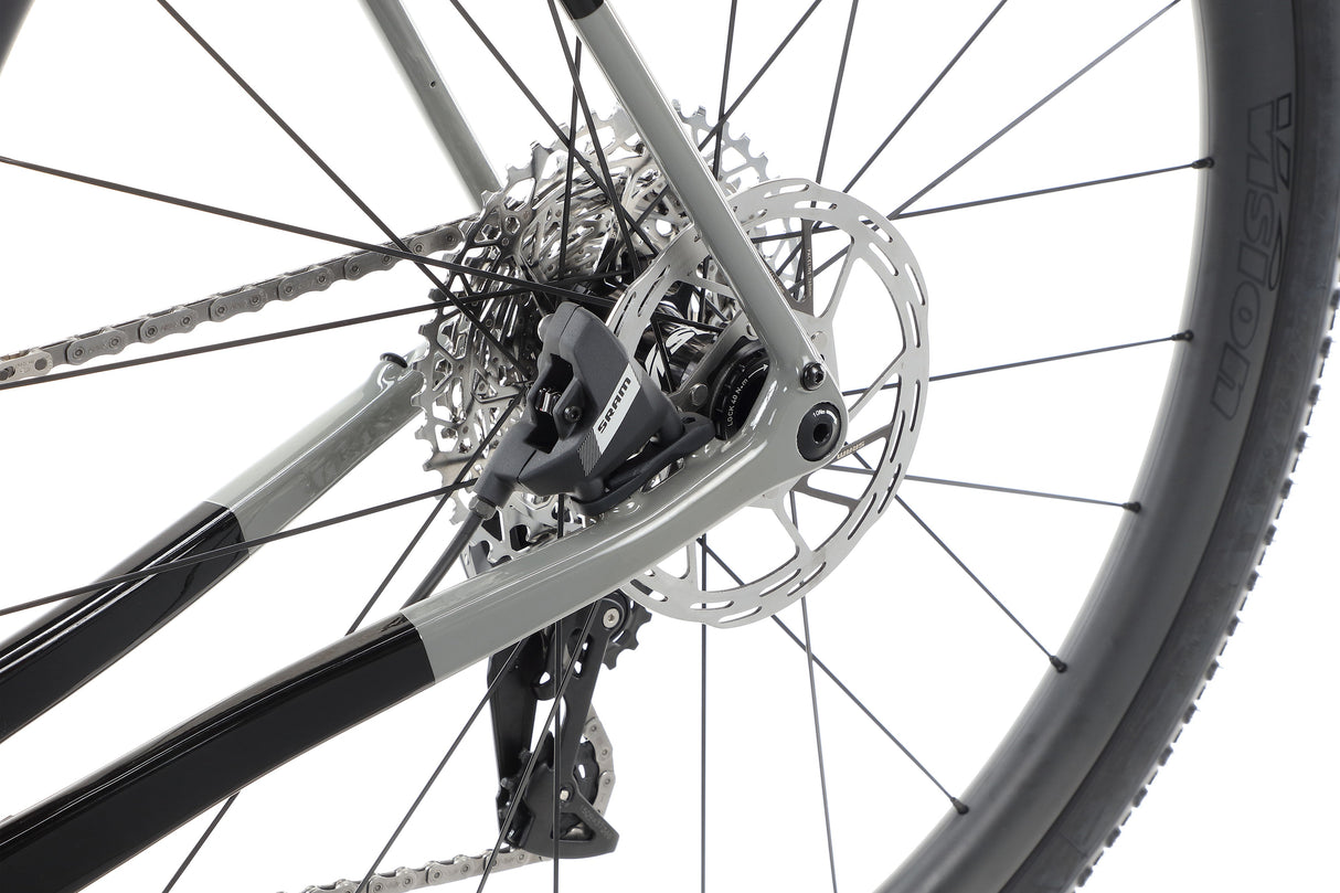 Haro Buzzard Carbon 2 – gravelowy rower z karbonową ramą i napędem SRAM Apex