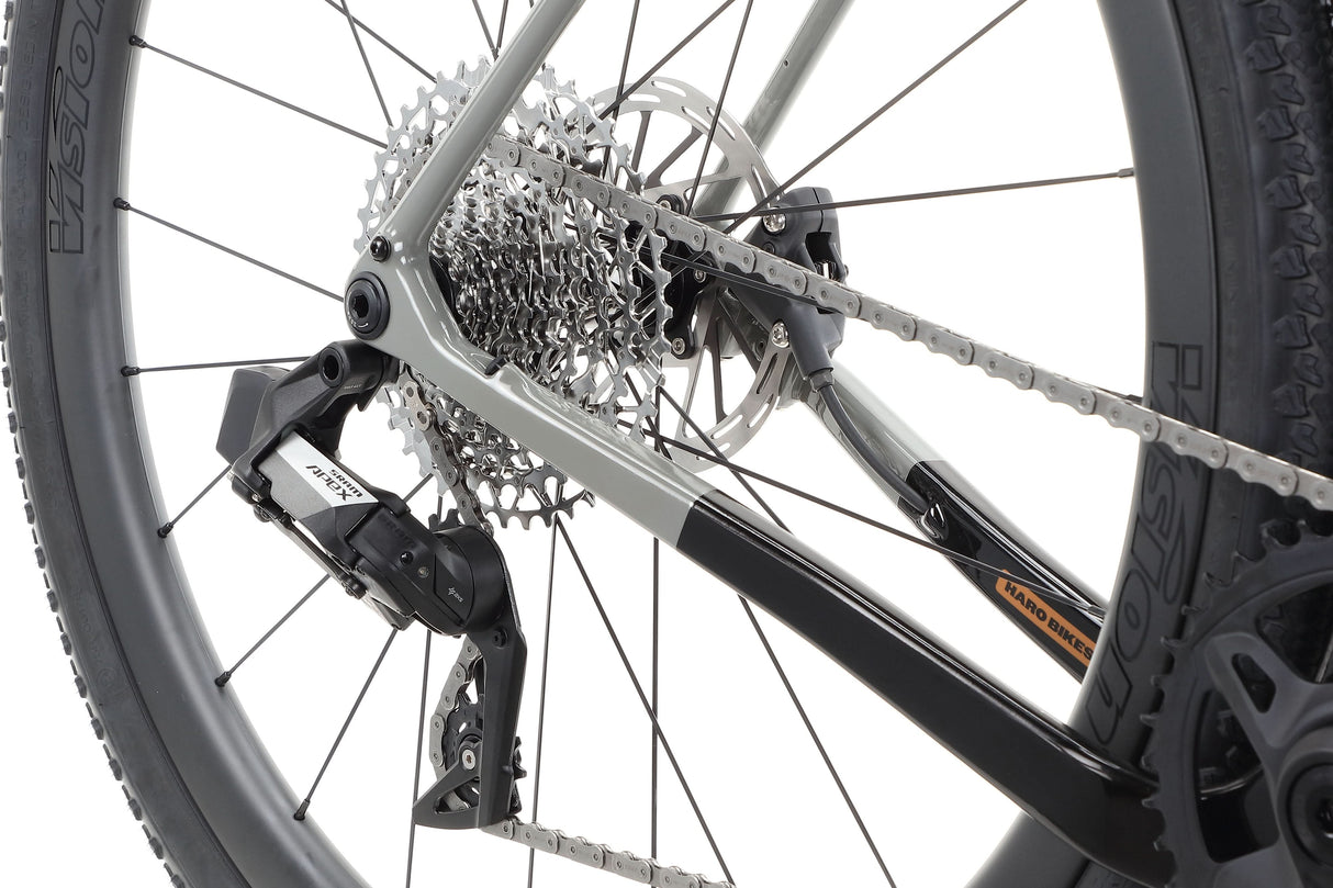Haro Buzzard Carbon 2 – gravelowy rower z karbonową ramą i napędem SRAM Apex