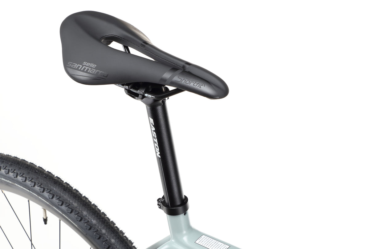 Haro Buzzard Carbon 3 – gravelowy rower z karbonową ramą i grupą Shimano GRX