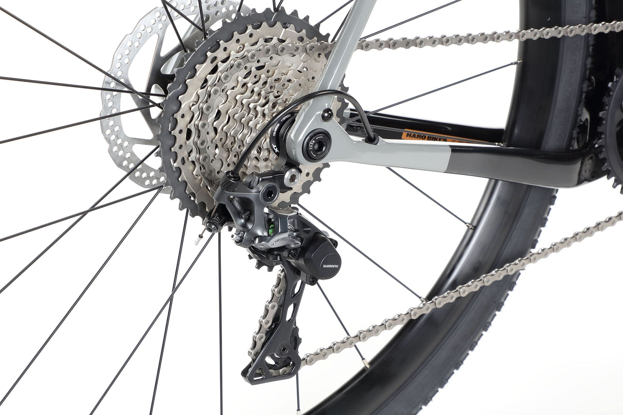 Haro Buzzard Carbon 3 – gravelowy rower z karbonową ramą i grupą Shimano GRX
