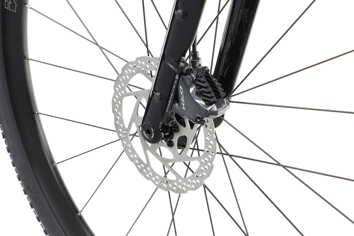 Haro Buzzard Carbon 3 – gravelowy rower z karbonową ramą i grupą Shimano GRX