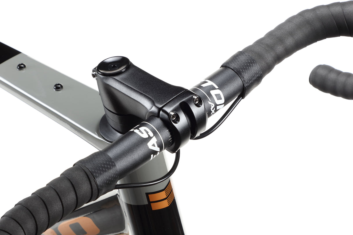 Haro Buzzard Carbon 3 – gravelowy rower z karbonową ramą i grupą Shimano GRX