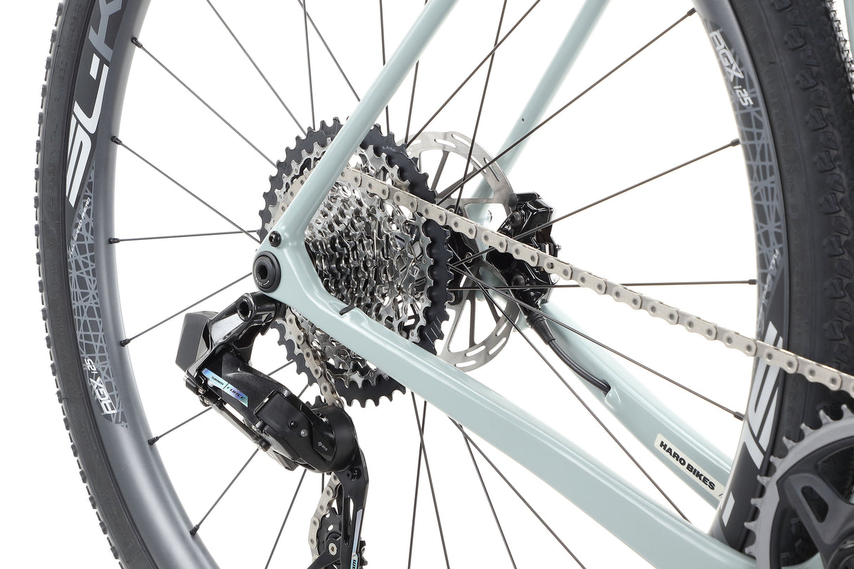 Haro Buzzard TS – gravelowy rower wyścigowy z karbonową ramą i SRAM Force