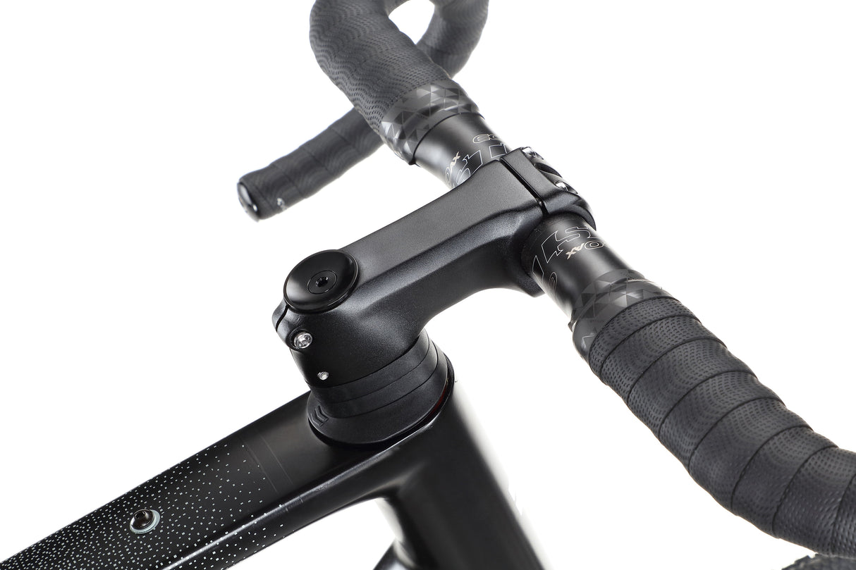 Haro Buzzard TS – gravelowy rower wyścigowy z karbonową ramą i SRAM Force