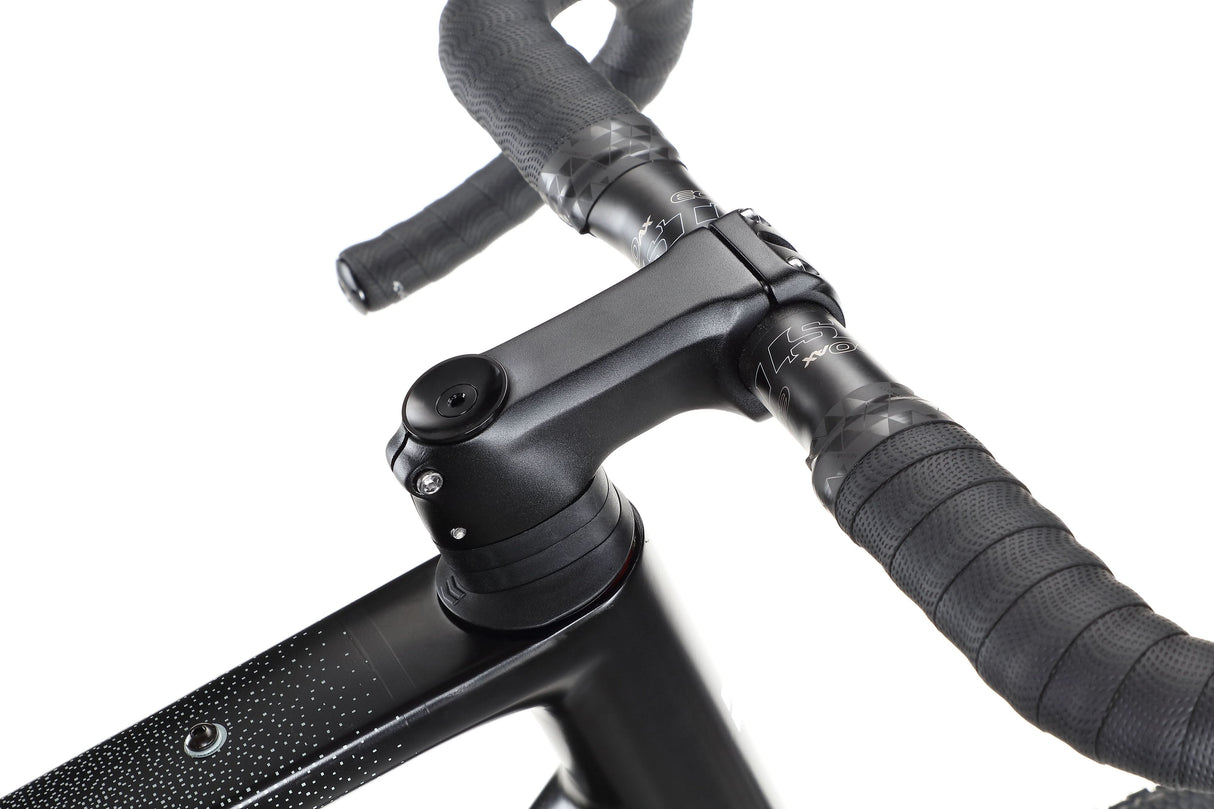 Haro Buzzard TS – gravelowy rower wyścigowy z karbonową ramą i SRAM Force
