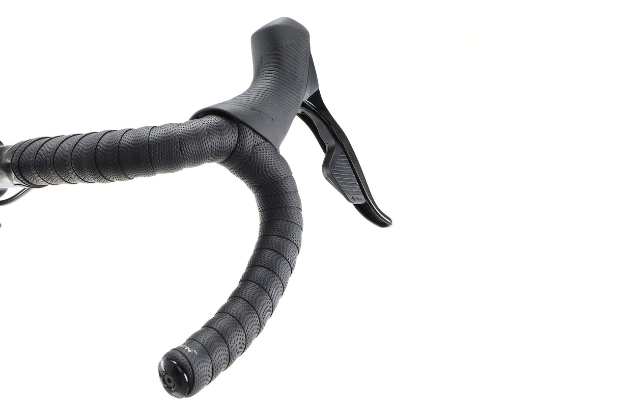 Haro Buzzard TS – gravelowy rower wyścigowy z karbonową ramą i SRAM Force