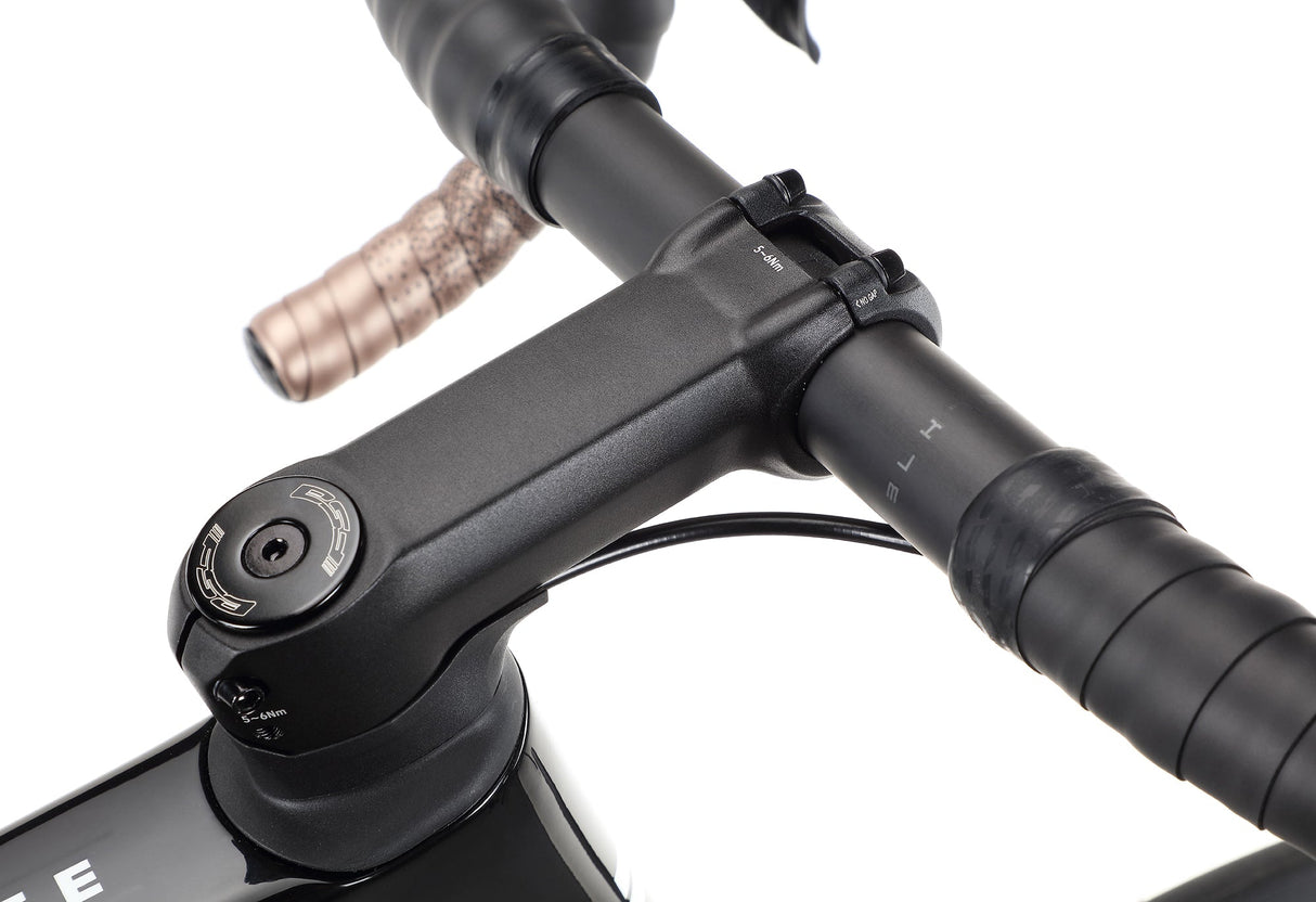 Rivette Carbon 1 – wyścigowy rower szosowy z ramą z karbonu i Ultegra Di2 | Ride Hub