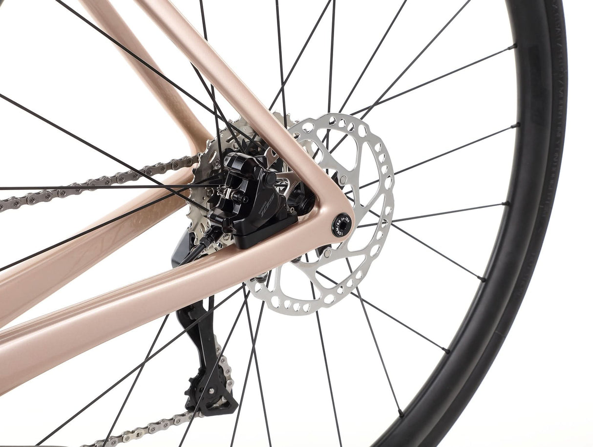 Rivette Carbon 2 – przystępny cenowo rower szosowy z karbonową ramą | Ride Hub