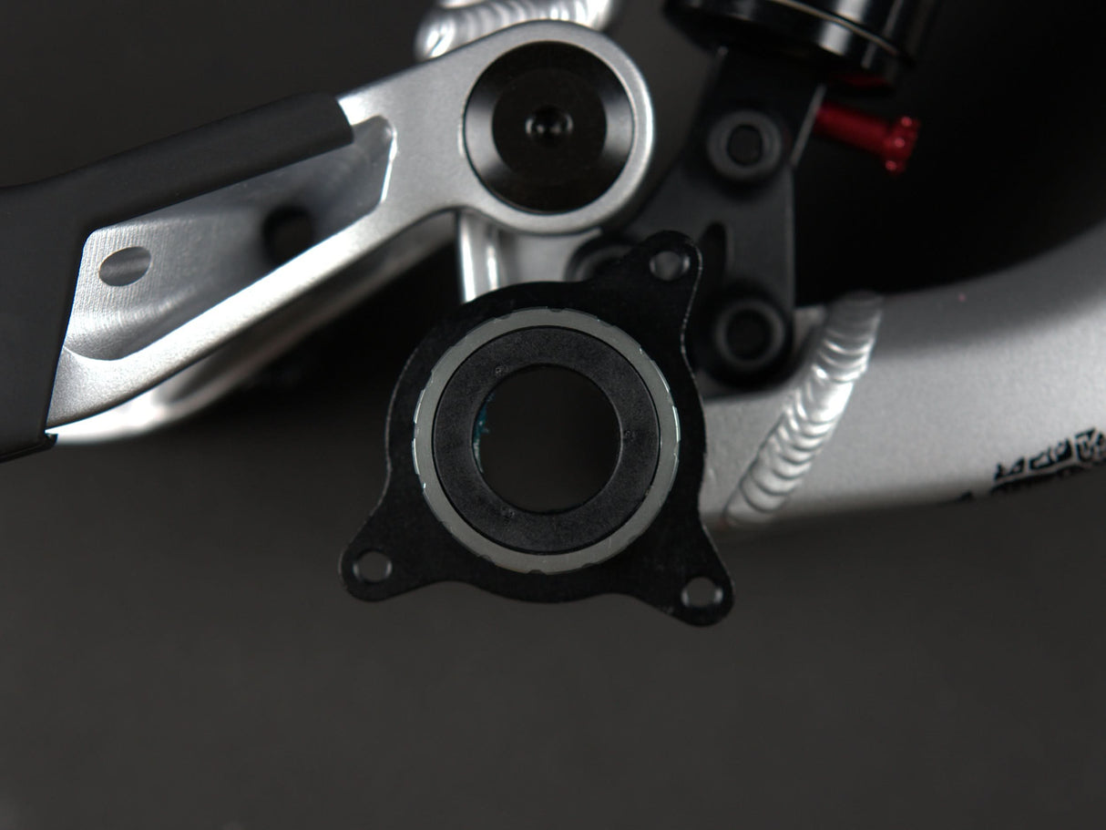Wkręcany suport z mocowaniem ISCG05 (zdejmowanym) | RideHub