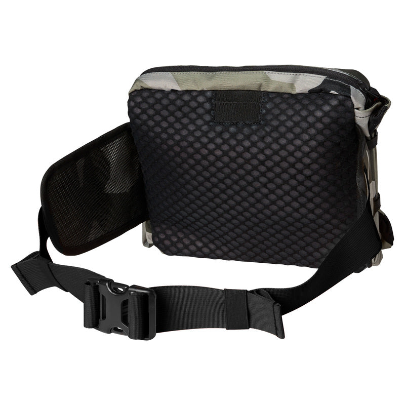 Nerka Fox Utility 5L Lumbar Hydration Pack Green Camo Os