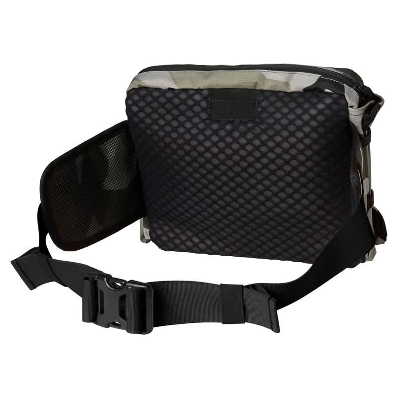Nerka Fox Utility 5L Lumbar Hydration Pack Green Camo Os