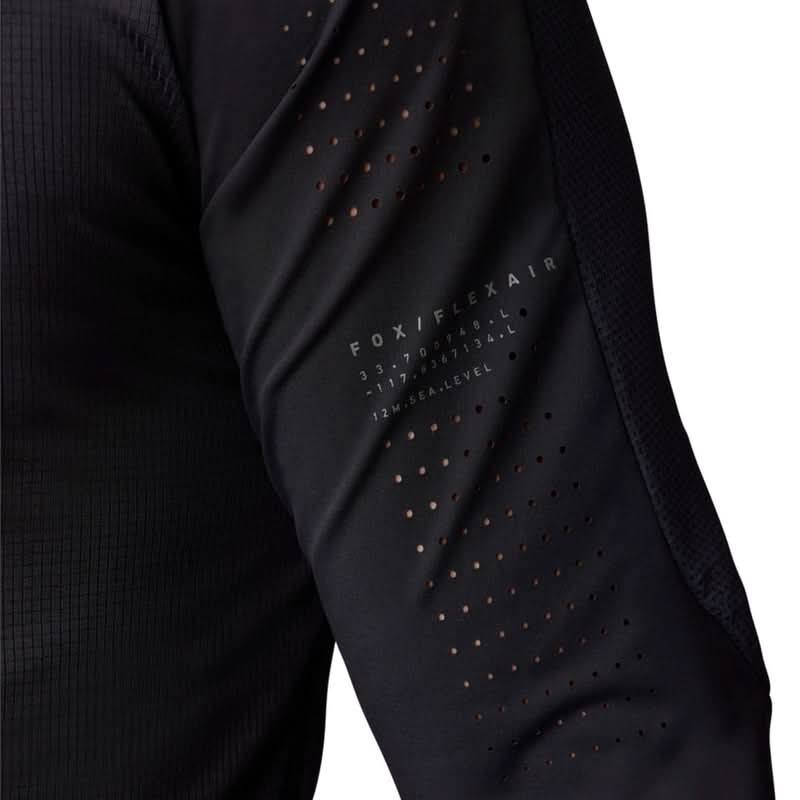 Koszulka Rowerowa Z Długim Rękawem Fox Flexair Pro LS Jersey Black | RideHub