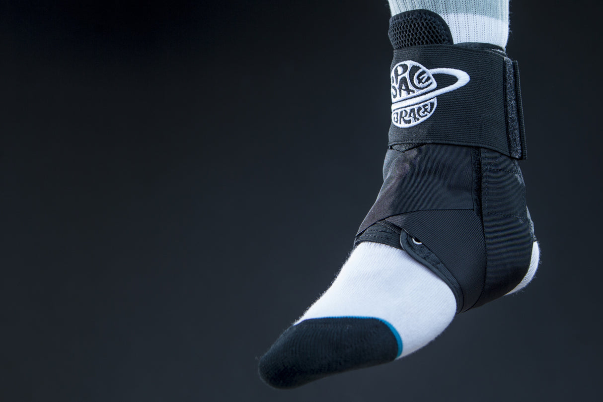 Stabilizatory kostki Space Brace (para) – ochrona i wygoda | Ride Hub
