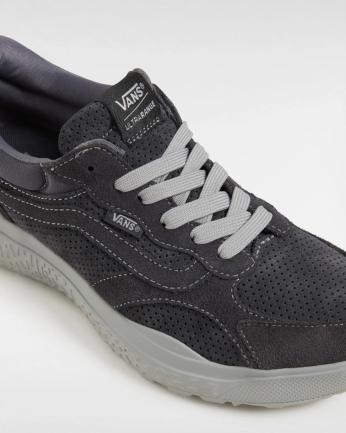 Buty Vans UltraRange Neo VR3 MTE Black/White | RideHub