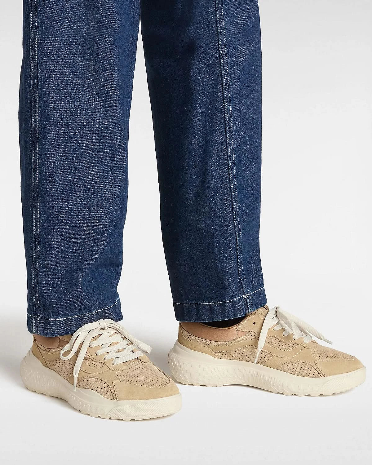 Buty Vans UltraRange Neo VR3 MTE Green/Gum | RideHub