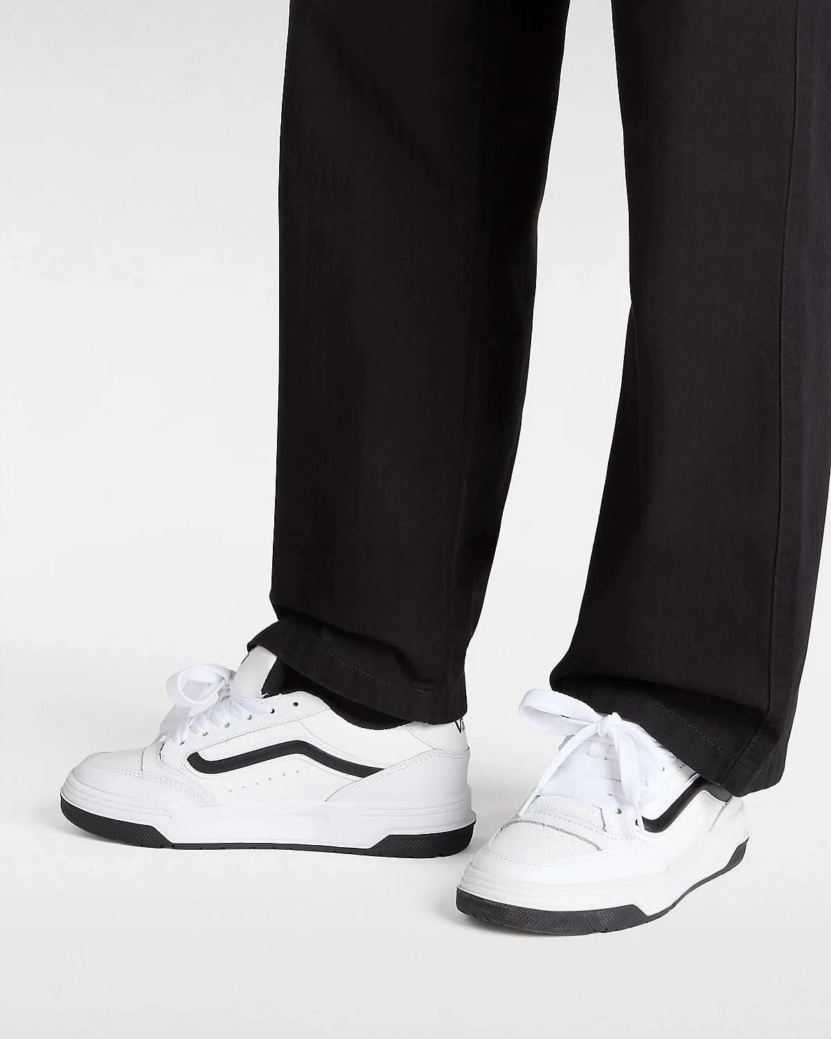 Buty Vans Hylane White/Black | RideHub