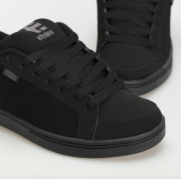 Buty Etnies Kingpin Black/Black – klasyka skate’owego stylu i niezawodność | Ride Hub