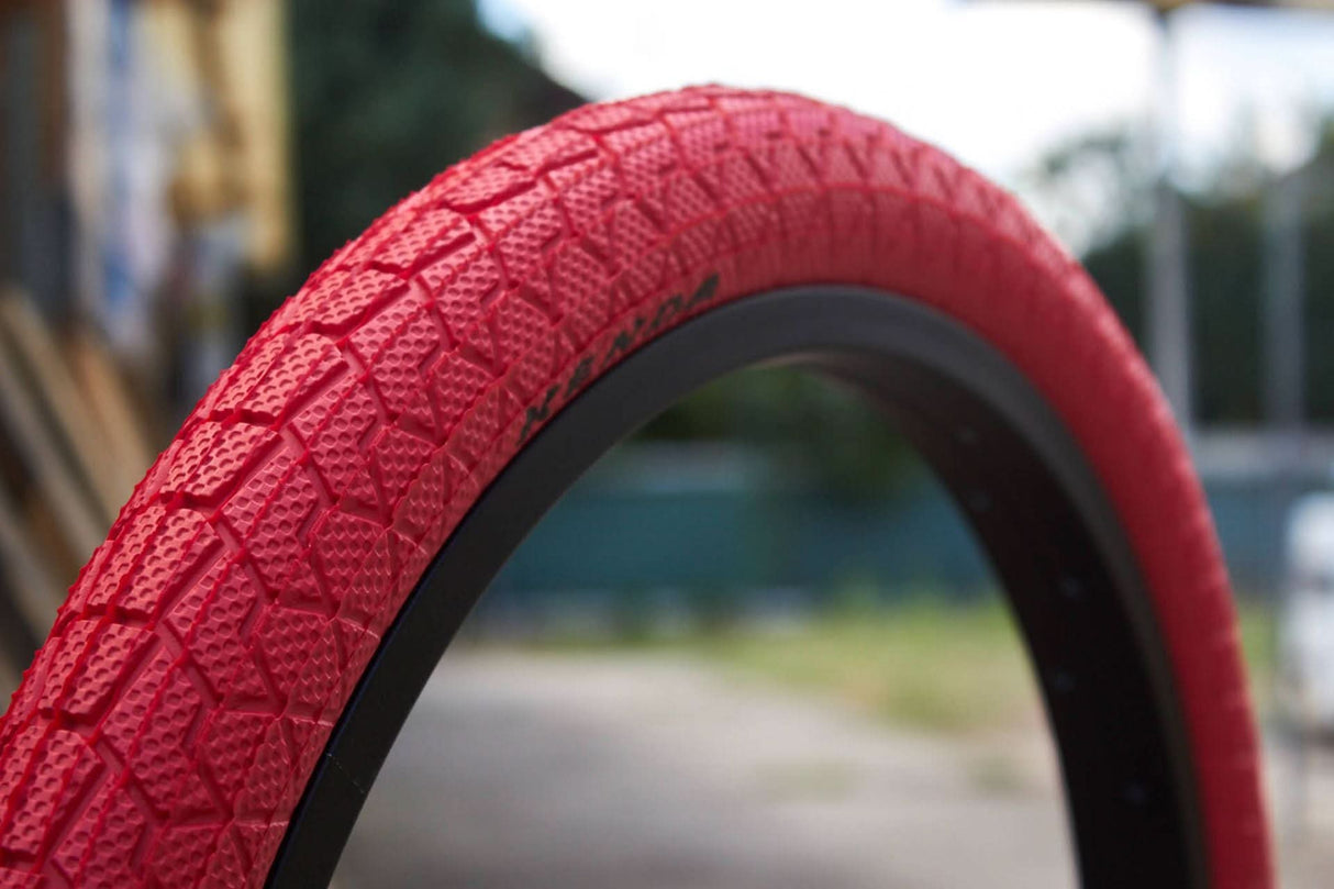 Opona BMX KENDA 20 x 1,95" Czerwona | RideHub