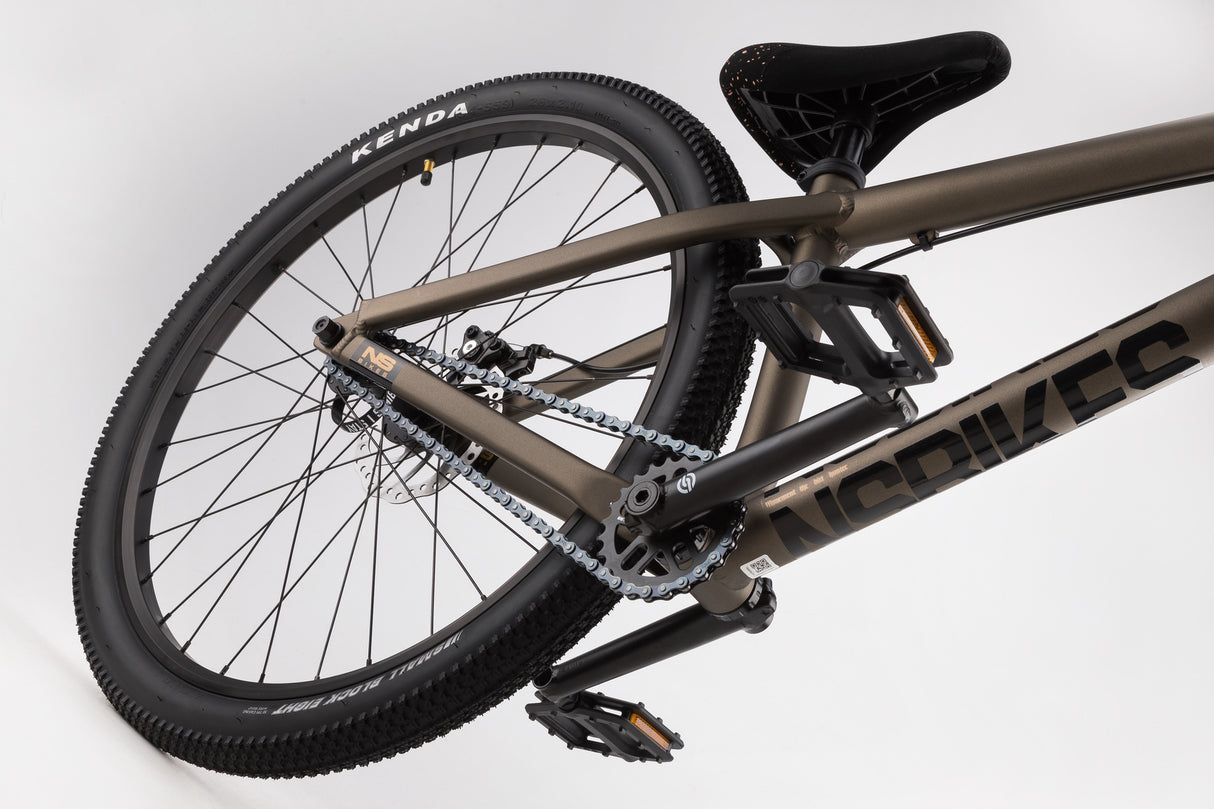 Rower dirtowy NS Bikes Movement 3 26" Oliwkowy | RideHub
