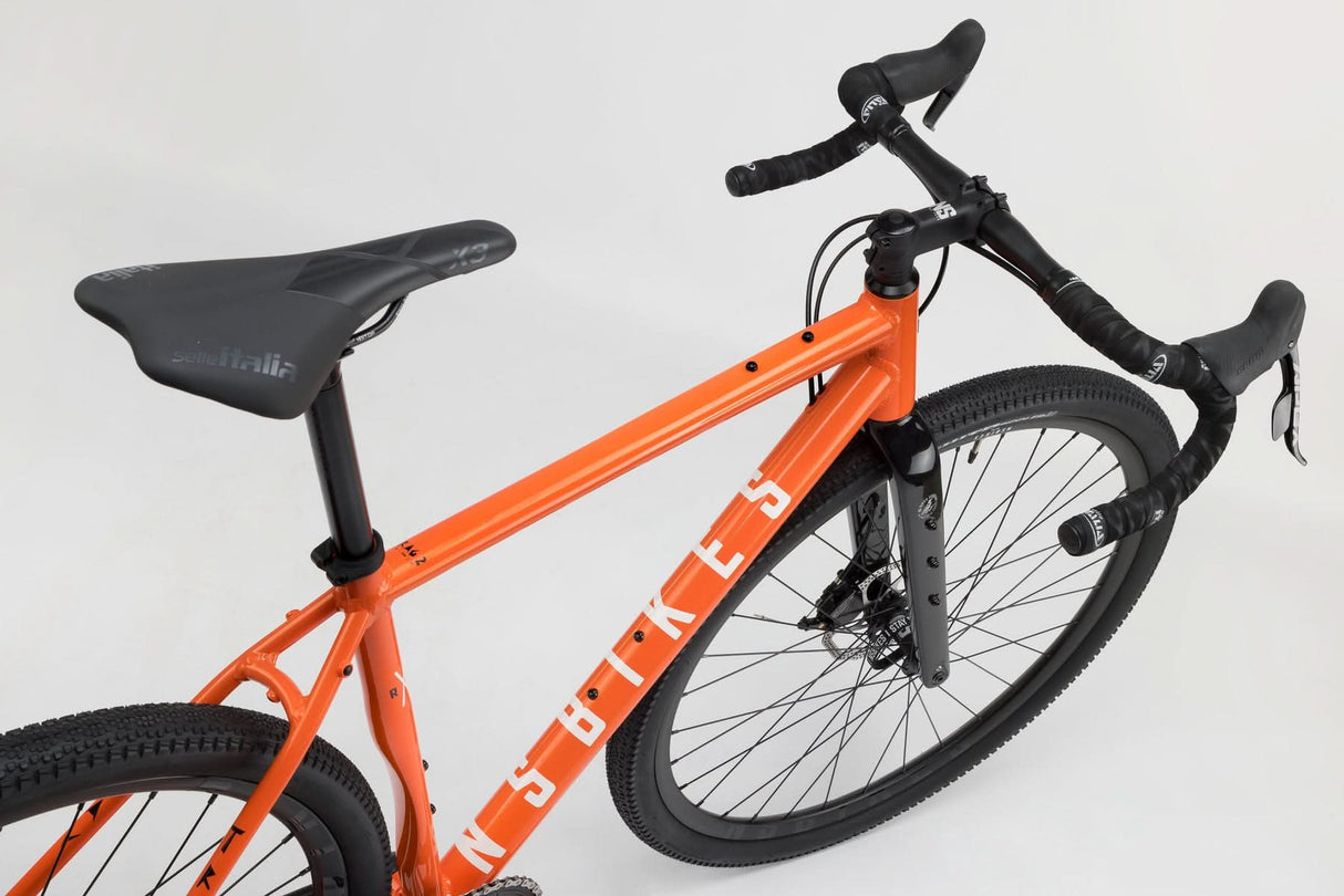 Rower gravelowy NS Bikes RAG+ 2 28" Pomarańczowy | RideHub