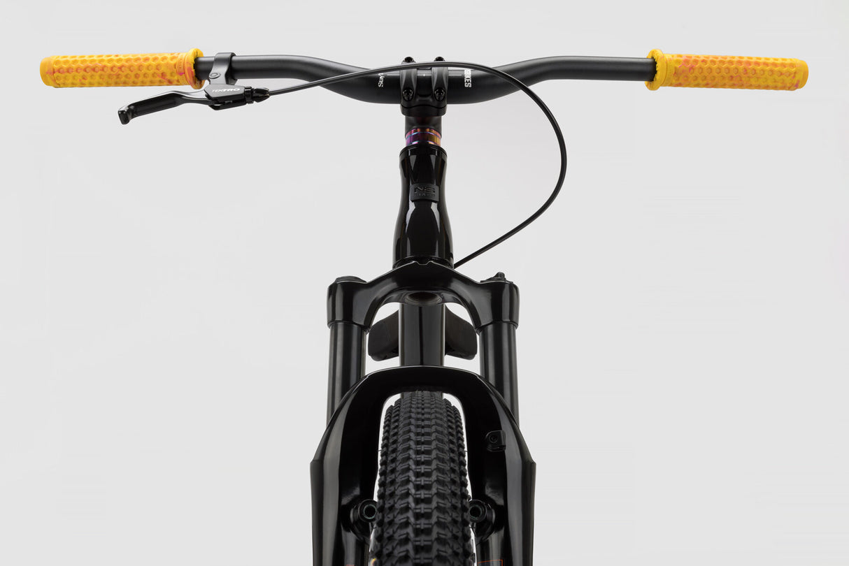 Rower dirtowy NS Bikes Zircus 26" Czarny | RideHub