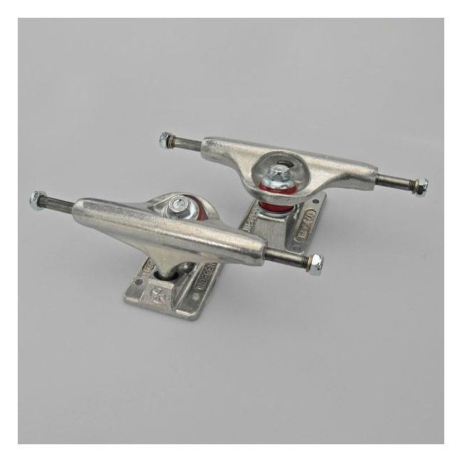 Trucki Independent Stage 11 Silver Standard Low 129 | RideHub