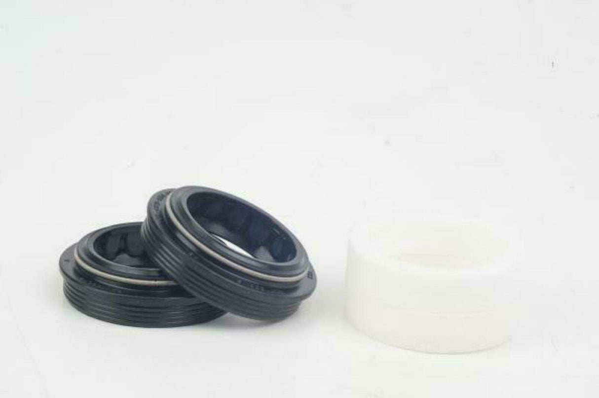 Zestaw uszczelek przeciwpyłowych RockShox – 32 mm, czarne | RideHub