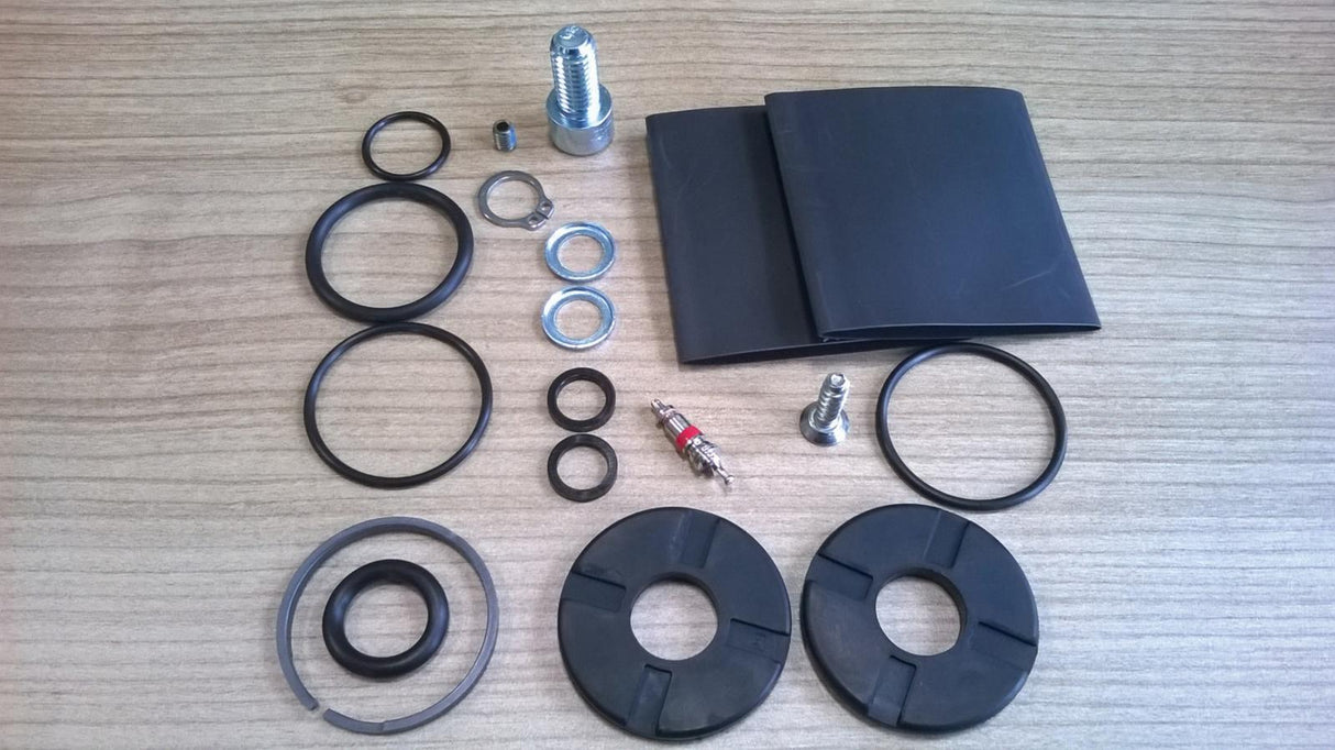 Zestaw serwisowy RockShox Fork Service Kit – Tora TK/XC32/Recon Silver B1 | RideHub