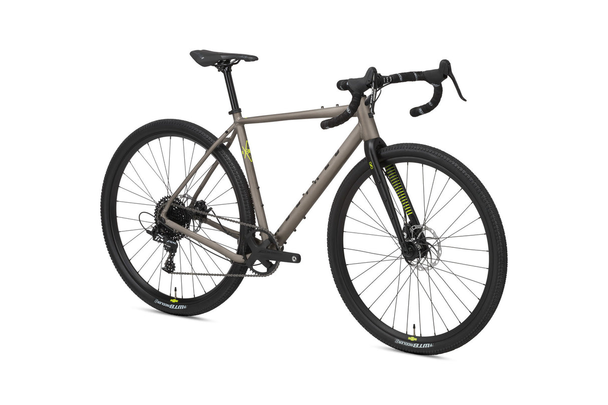 Rower gravelowy NS Bikes Rag+ 3 700C Szary | RideHub